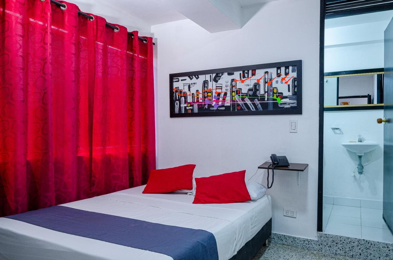 Hotel JC 43 Medellín Buitenkant foto