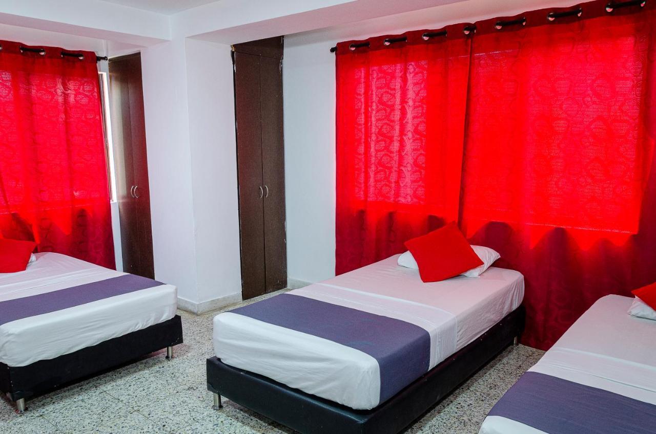 Hotel JC 43 Medellín Buitenkant foto