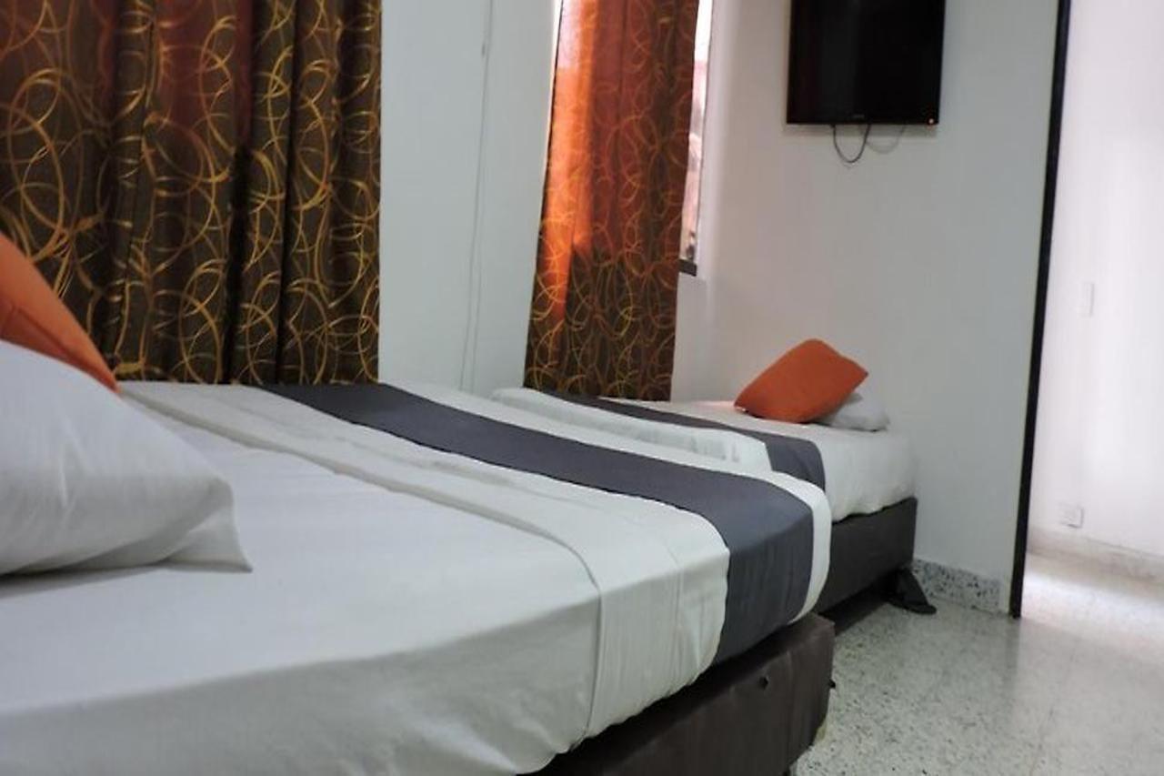 Hotel JC 43 Medellín Buitenkant foto