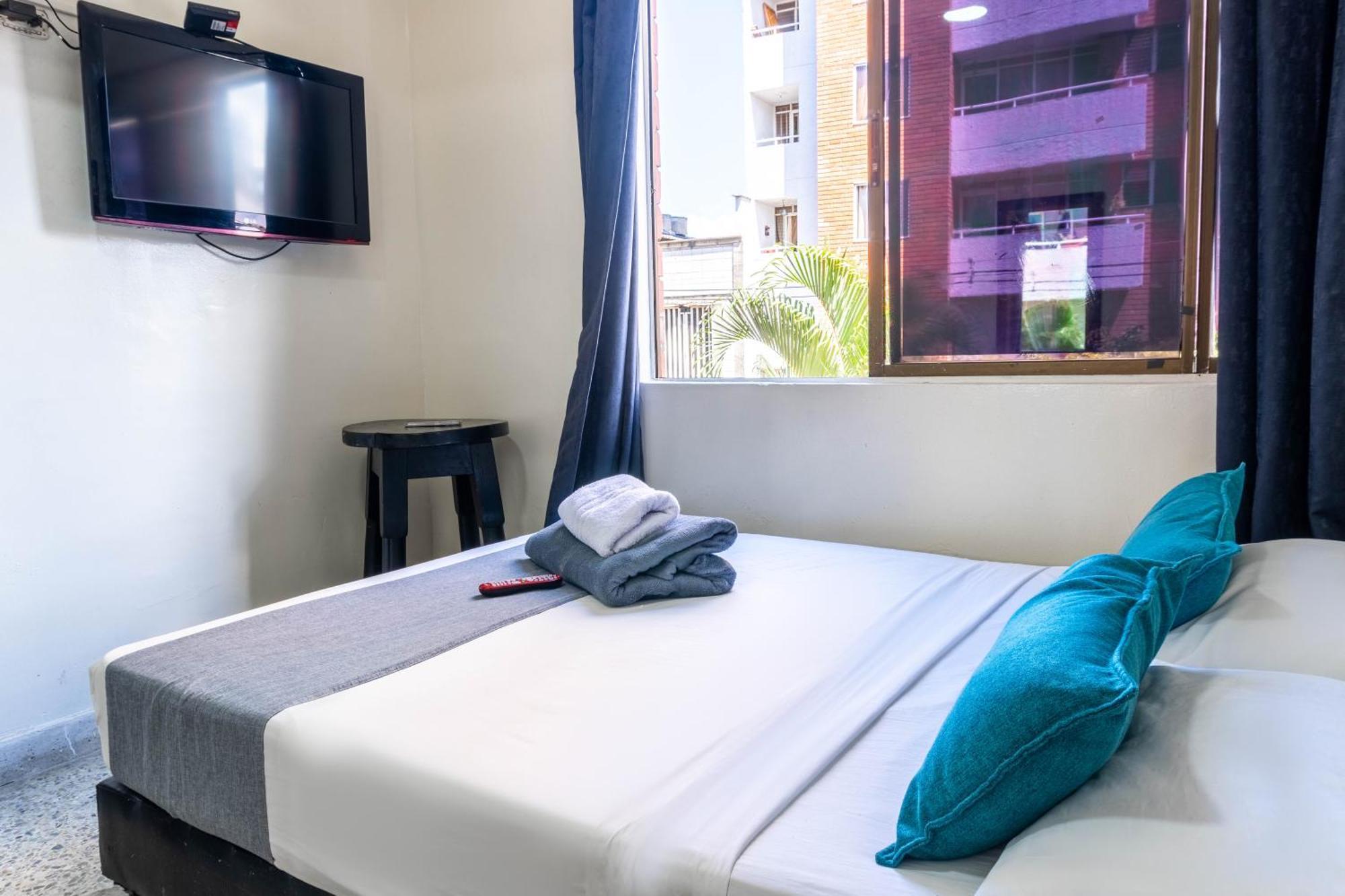 Hotel JC 43 Medellín Buitenkant foto