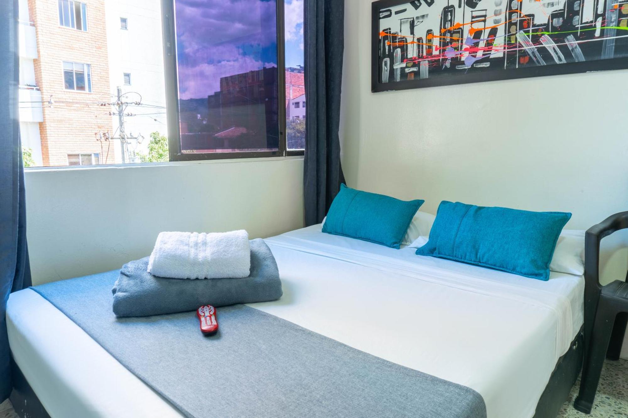 Hotel JC 43 Medellín Buitenkant foto
