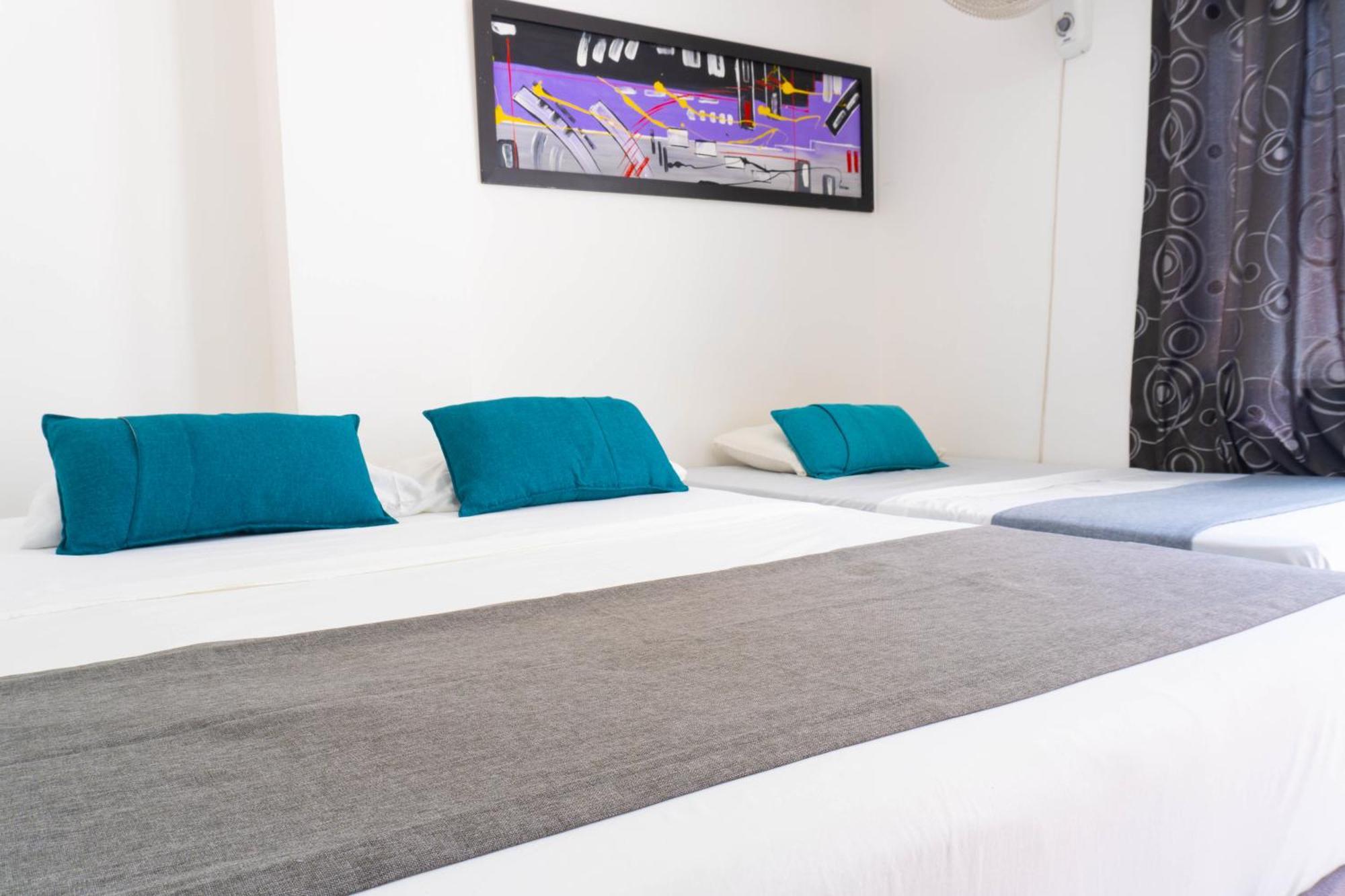 Hotel JC 43 Medellín Buitenkant foto
