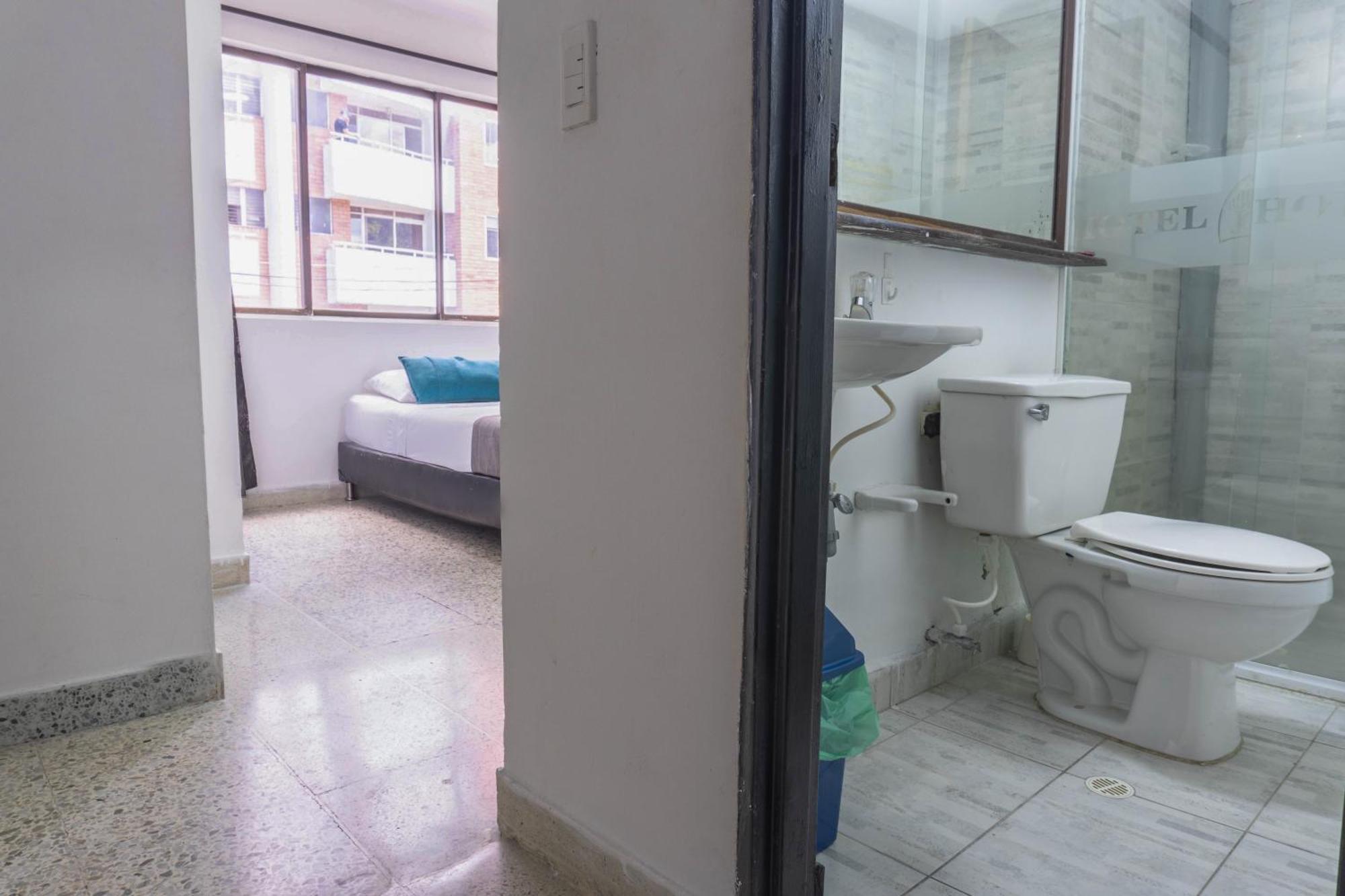 Hotel JC 43 Medellín Buitenkant foto