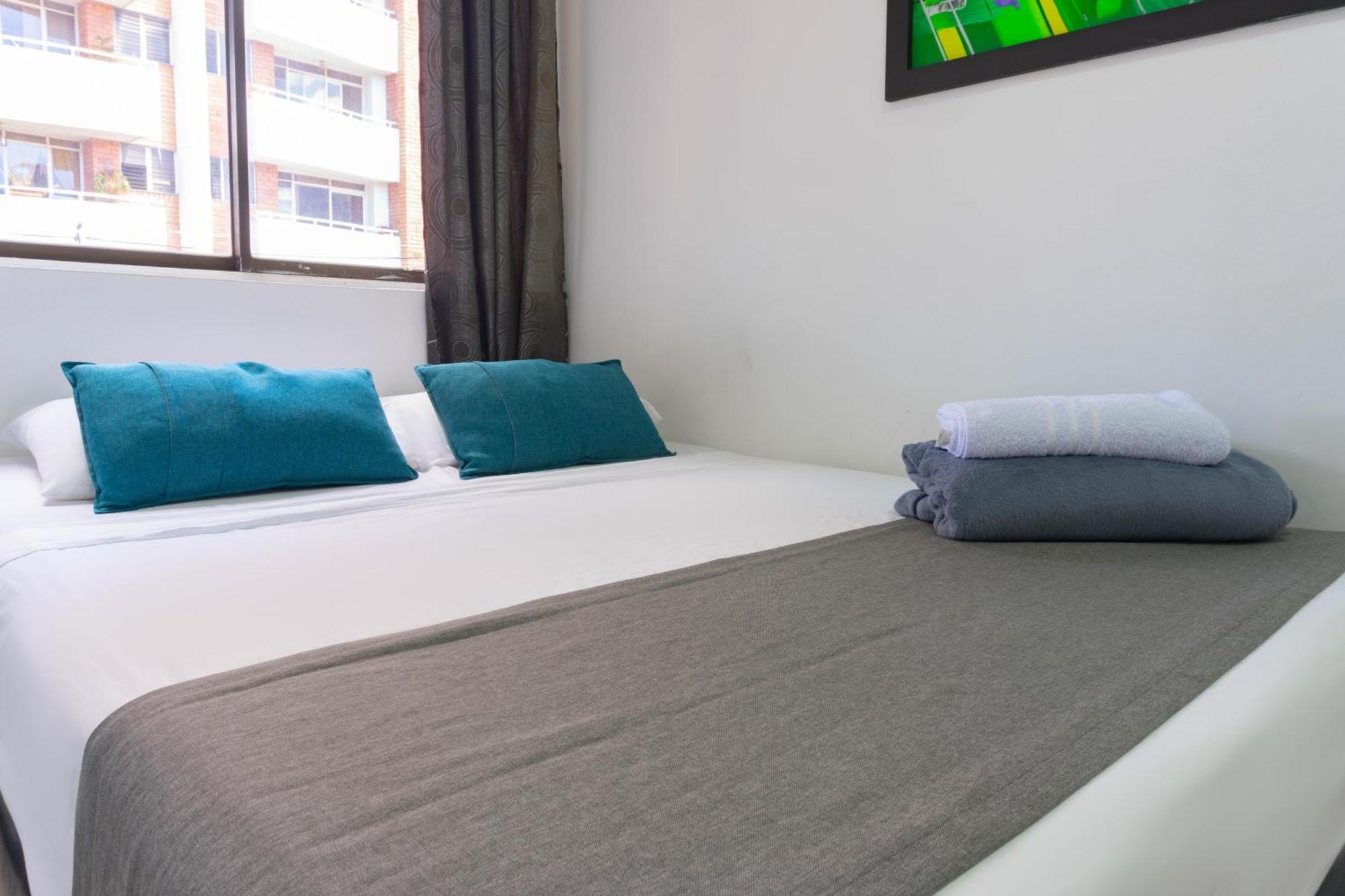 Hotel JC 43 Medellín Buitenkant foto