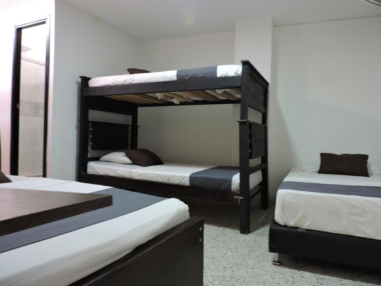 Hotel JC 43 Medellín Buitenkant foto