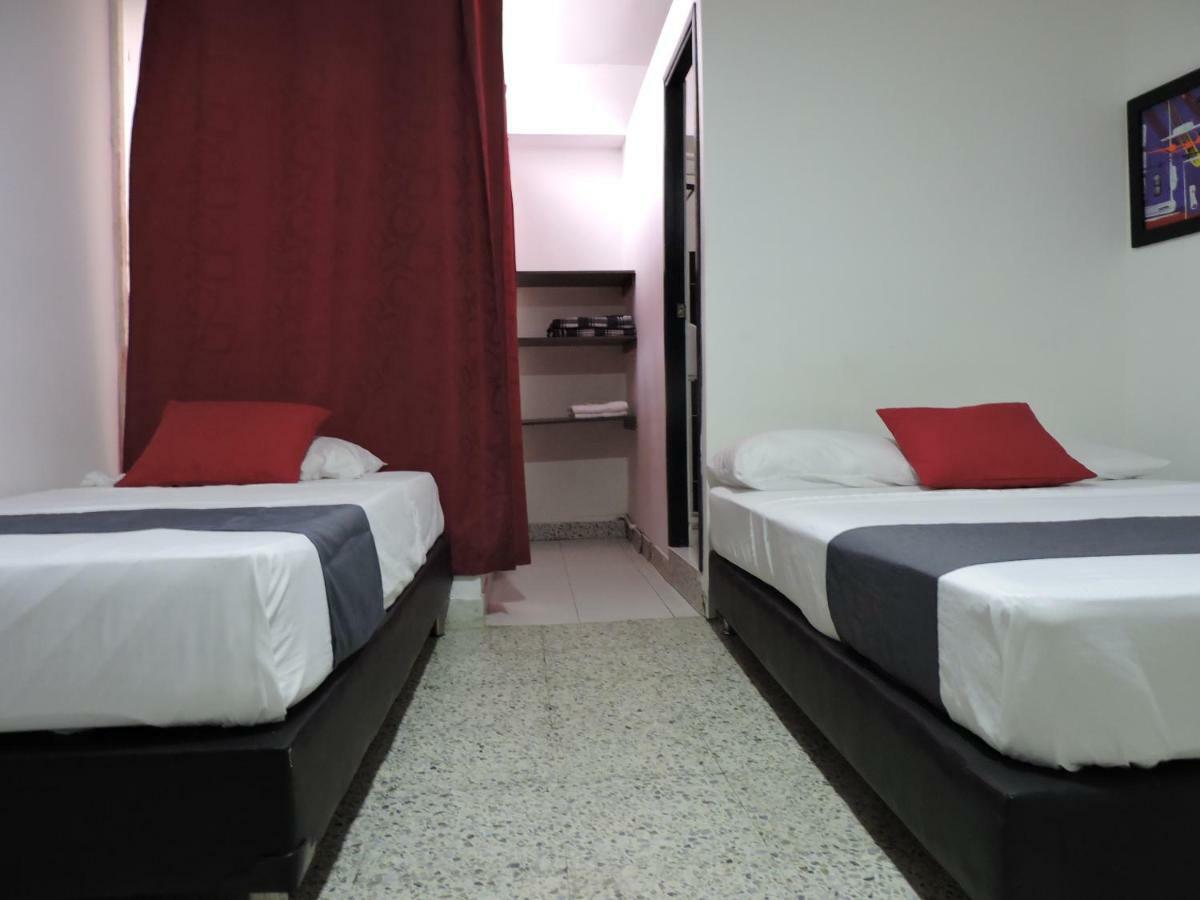 Hotel JC 43 Medellín Buitenkant foto