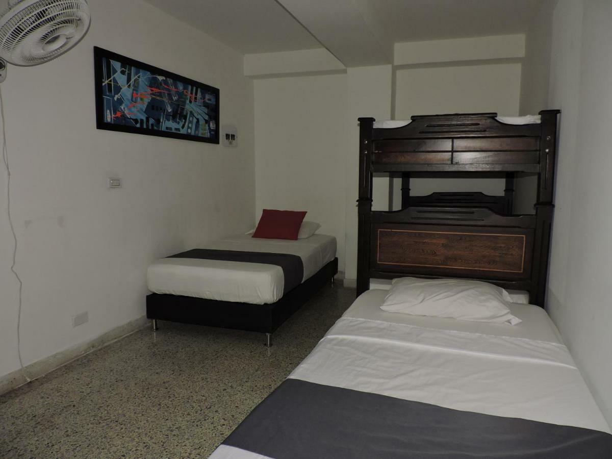 Hotel JC 43 Medellín Buitenkant foto